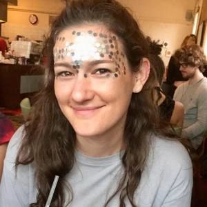 Meet your Posher, Rebecca